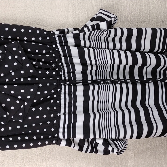 Bebop Black White Multi Pattern Scoop High Low Neck Knee Length Sheath Dress - Picture 6 of 13